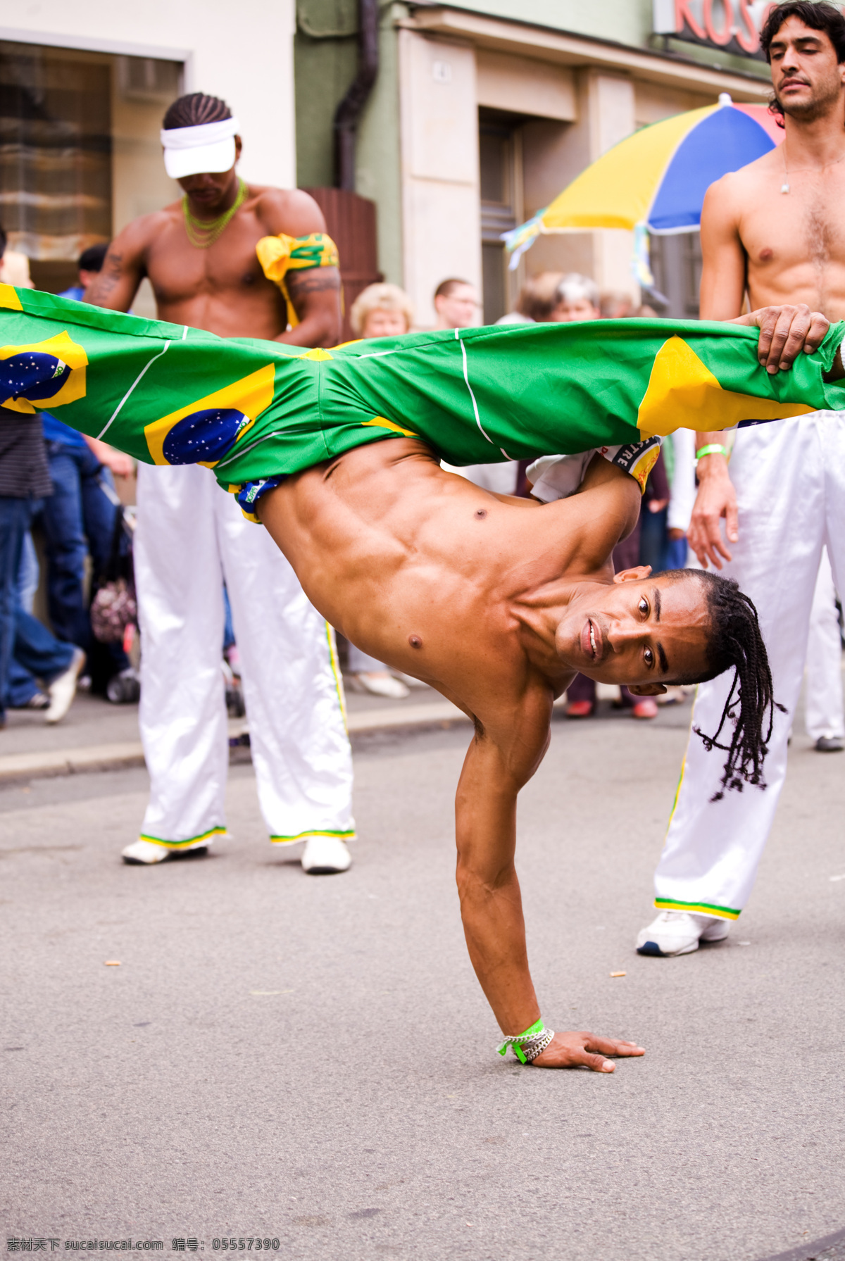 街道 上 跳 卡波 卫 勒 舞 人 外国人 男人 生活人物 人物图片