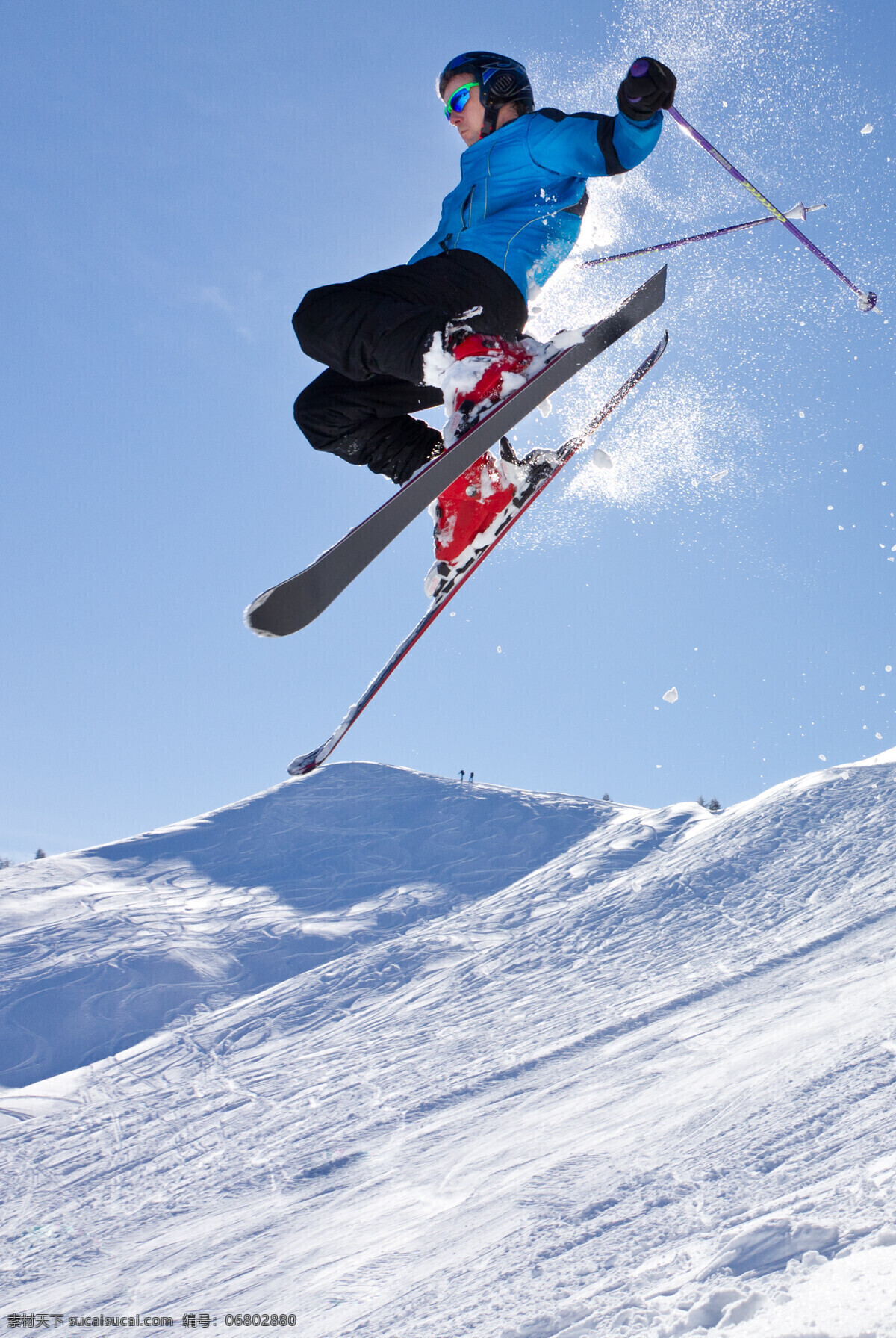 腾空 跳跃 滑雪 运动员 雪地运动 划雪运动 极限运动 体育项目 飞跃 滑雪图片 生活百科