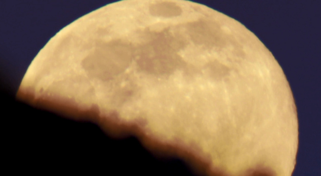 月亮 升起 黑夜 视频素材 天空 月亮升起 实拍视频