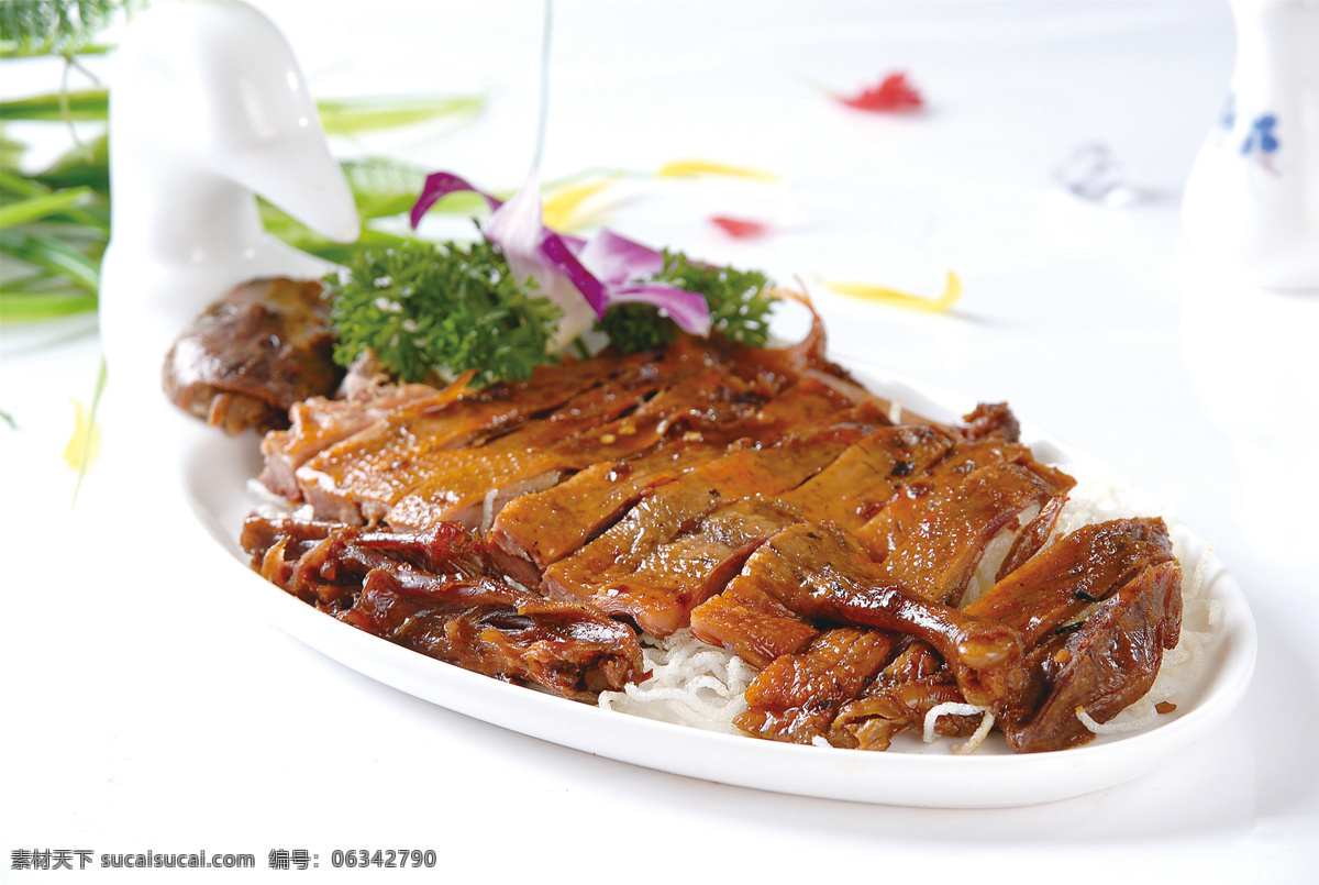 口味轩酱板鸭 美食 传统美食 餐饮美食 高清菜谱用图