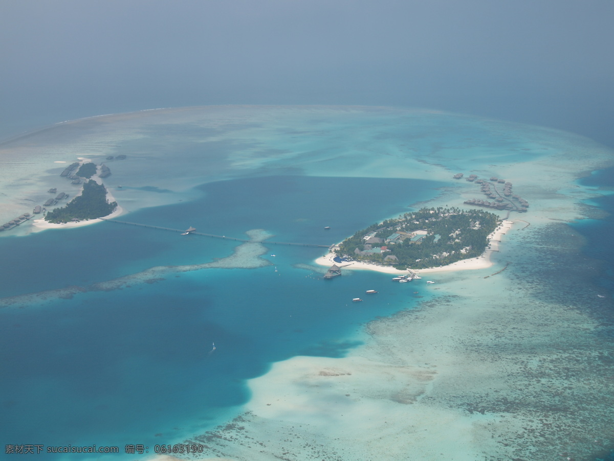 白云 壁纸 波浪 波纹 度假 俯瞰 高空 高清 国外旅游 马尔代夫 照片 旅游 休闲 热带 海滩 沙滩 海岛 海边 海洋 海水 海面 海浪 蓝天 晴空 阳光 太阳 水平线 写真 桌布 意境 唯美 全景 塞舌尔 旅游摄影 psd源文件