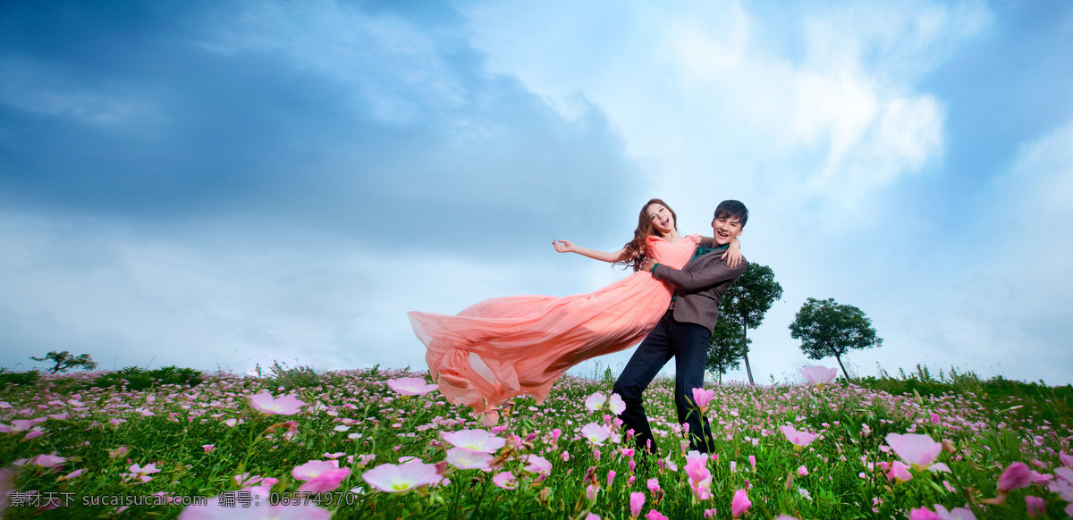 花海 拥抱 新人 夫妻 婚纱摄影 鲜花草地 蓝天 天空 婚纱照 帅哥 美女 浪漫 甜蜜 爱人 恩爱 幸福 新郎 新娘 新人夫妻 情侣 恋人 男模 女性模特 婚纱写真 艺术照 情侣图片 人物图片