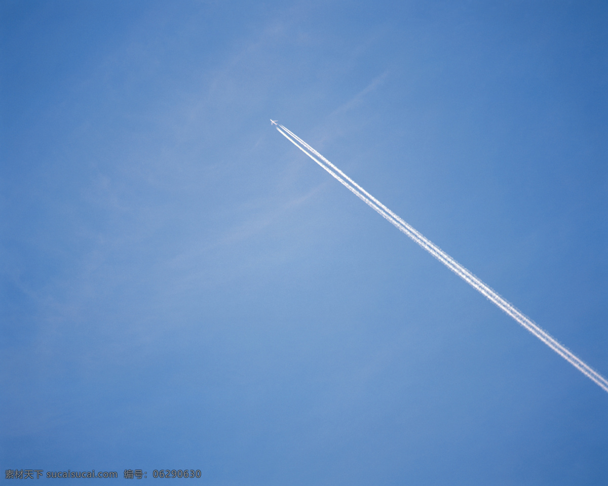 摄影免费下载 白云 飞机 蓝天 天空云彩 自然景观 风景 生活 旅游餐饮