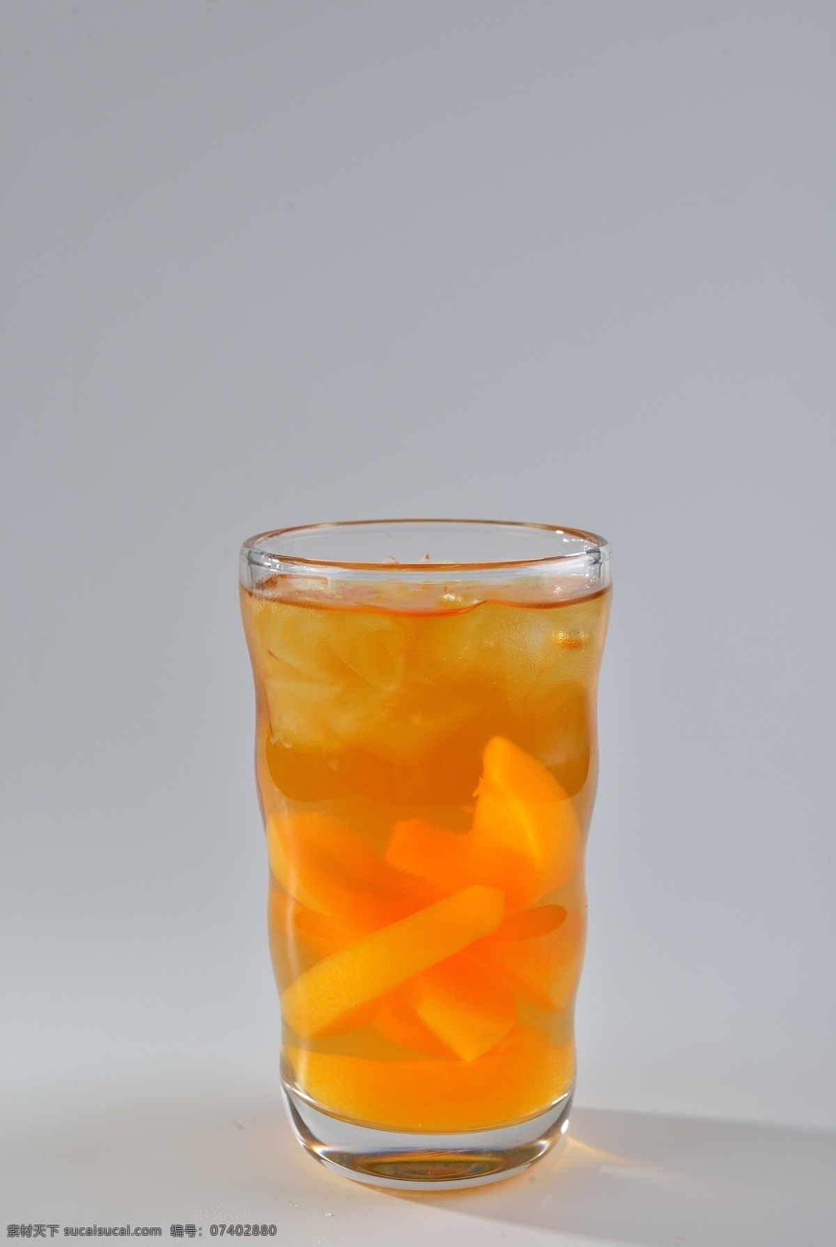 装 玻璃杯 里 黄桃 蜂蜜 茶 维生素 维c 酸 甜 养颜 美容 冷饮 饮品 冰饮 餐饮美食 饮料酒水