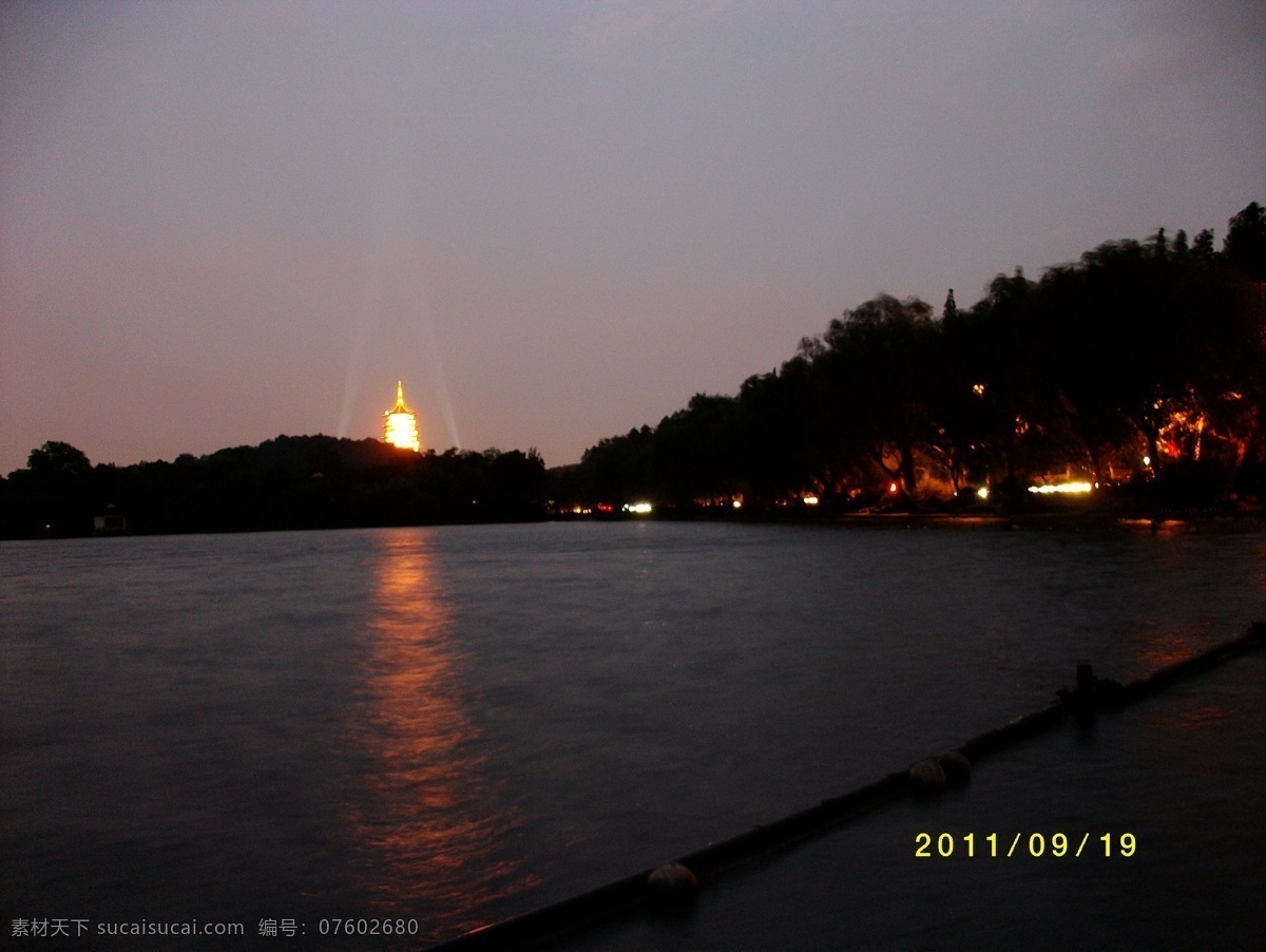 夜傍金山寺 杭州西湖区 夜景 金山寺 风景 倒影 水景 古塔 建筑摄影 建筑园林