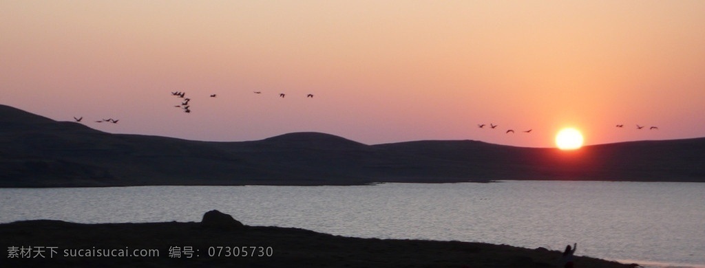 日出 云南 昭通 大山包 大海子 清晨 黑颈鹤 起飞 山水风景 自然景观