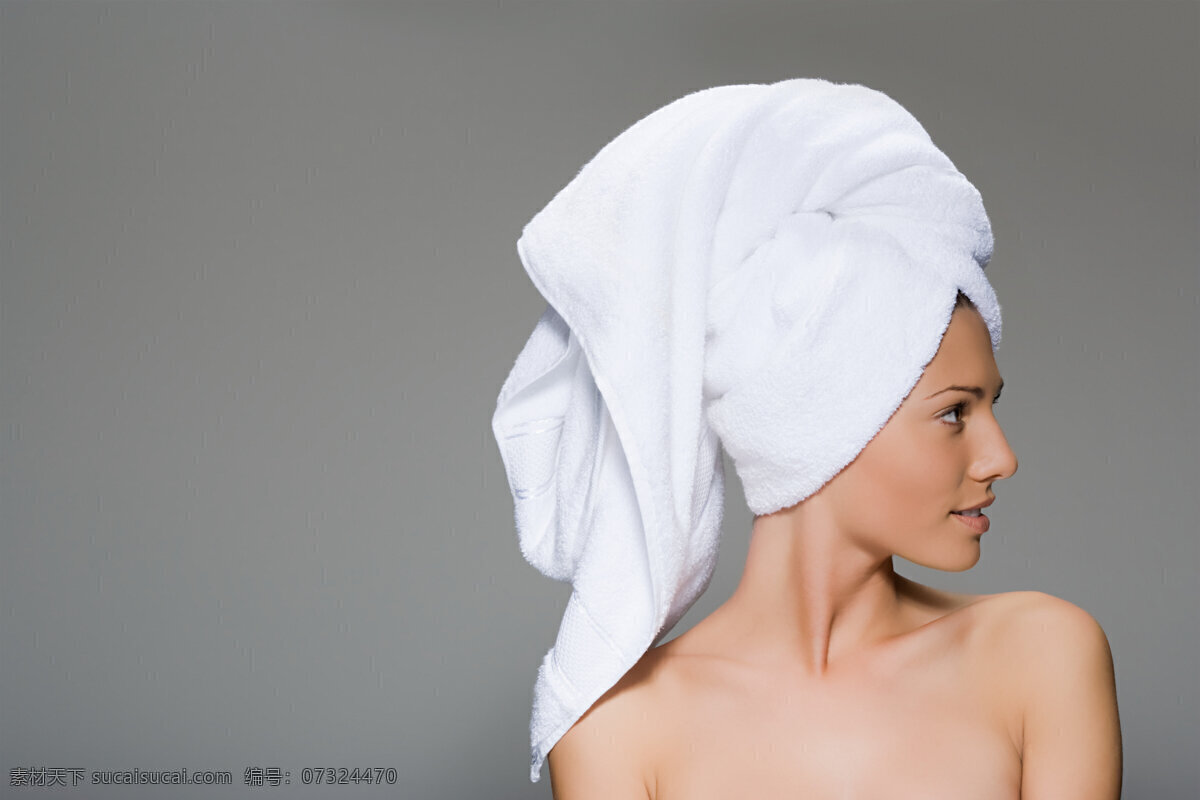 白色 毛巾 包头 美女图片 外国女人 欧美 头巾 浴巾 沐浴 侧脸 秀发 美发 长发 头发 发型 美女 女性 性感 魅力 个性 造型 海报 广告 模特 高清图片 人物图片