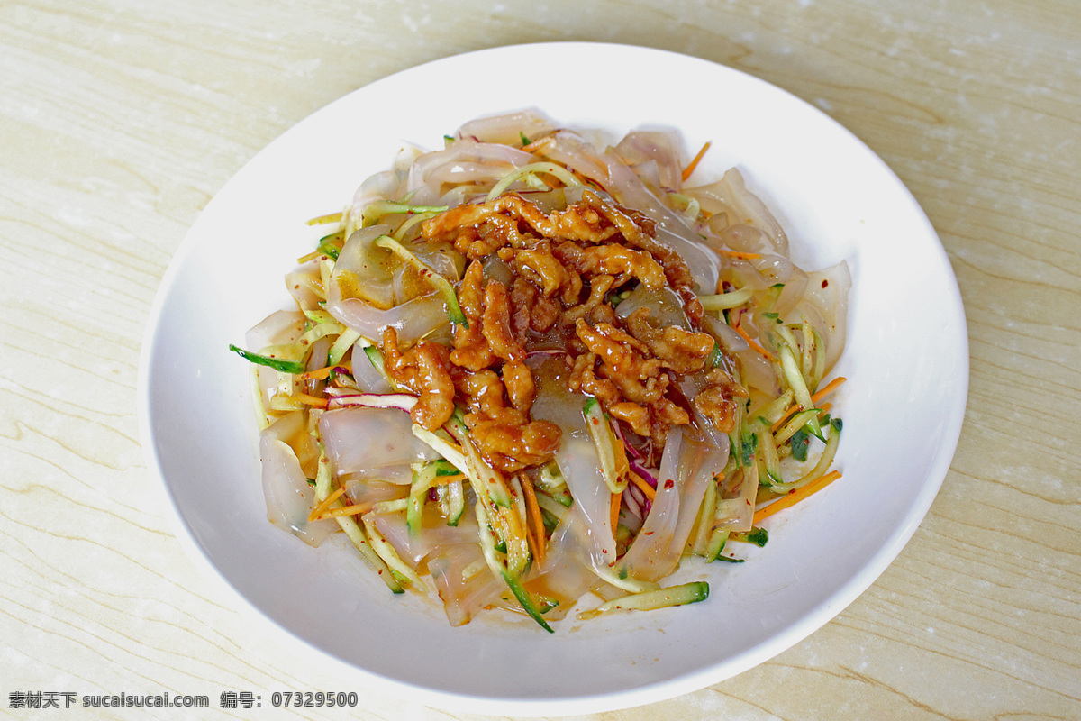 黄瓜凉皮 凉皮 拉皮 黄瓜 凉拌 凉菜 餐饮美食 传统美食