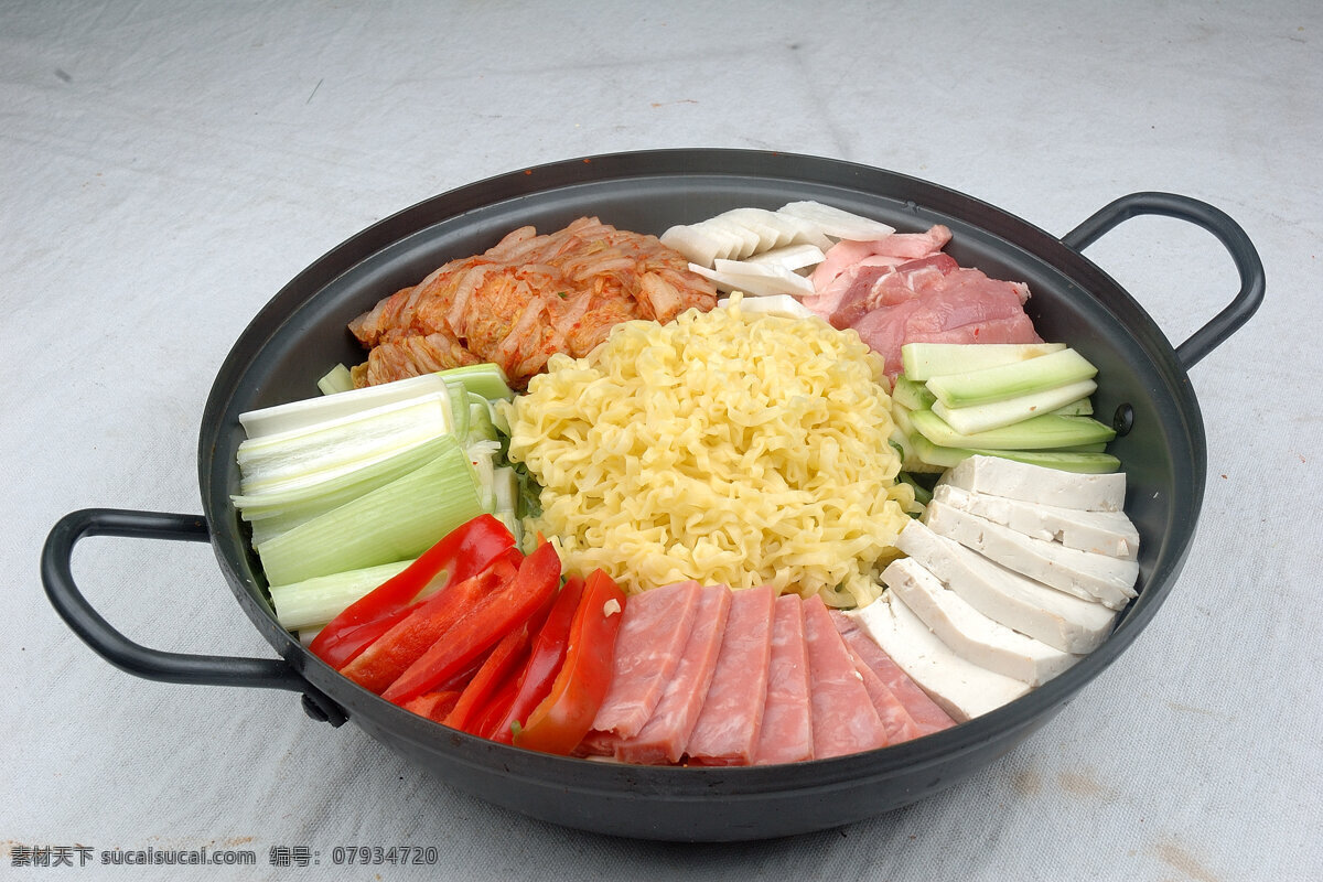 部队火锅 韩国美食 韩国美食摄影 传统美食 餐饮美食