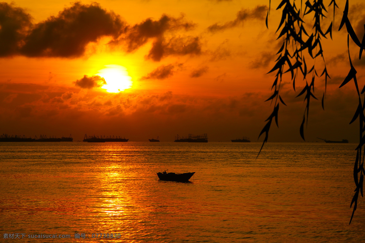 北海的夕阳 日落 夕阳 黄昏 渔船 垂柳 旅游摄影 国内旅游