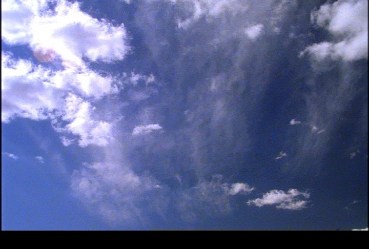 云朵飘飘之三 高清晰 云朵 天空 蓝天 高速摄影 视频编辑 视频剪辑 动态素材 影视后期制作 自然景观 多媒体设计 mov 自然人文 源文件库