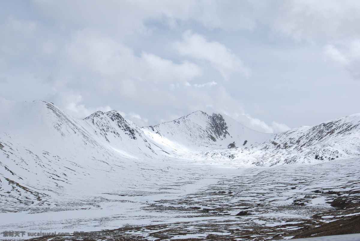 白雪世界 西藏 白云 雪山 白雪 雪地 山峰 旅游摄影 国内旅游