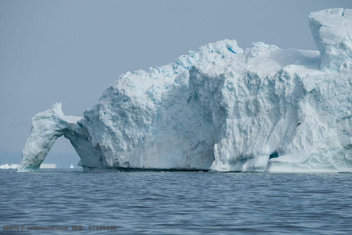 美丽 冰山 风景图片 冰山风景 冰川 北极冰川 南极冰川 冰川风景 冰水烈火 生活百科 蓝色