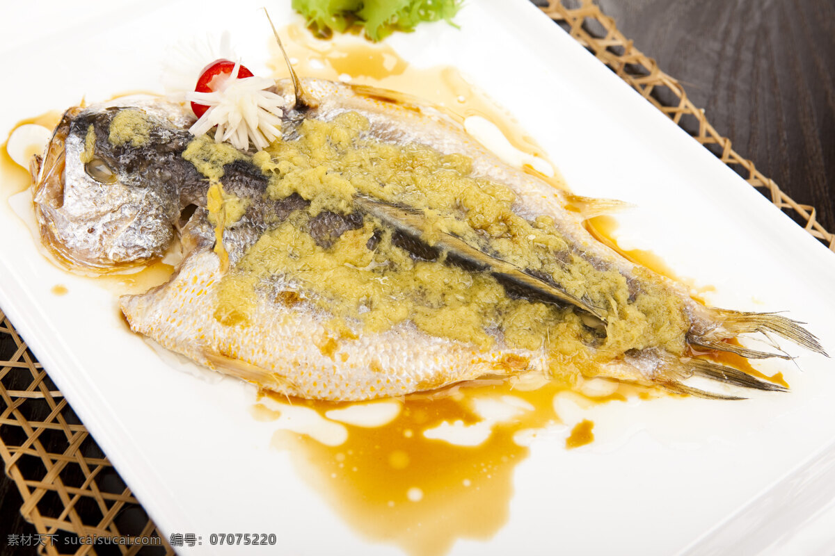 清蒸鱼 背景 素材图片 鱼 海鲜 营养美食 美食 食物 餐饮美食 时尚美食 美食摄影 美食素材 菜 家常菜 中华美食