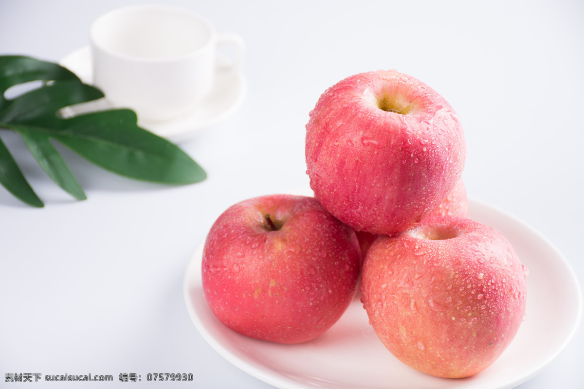 红苹果 苹果 红富士 烟台苹果 新鲜 有机 天然 无公害 美味 水果 生物世界