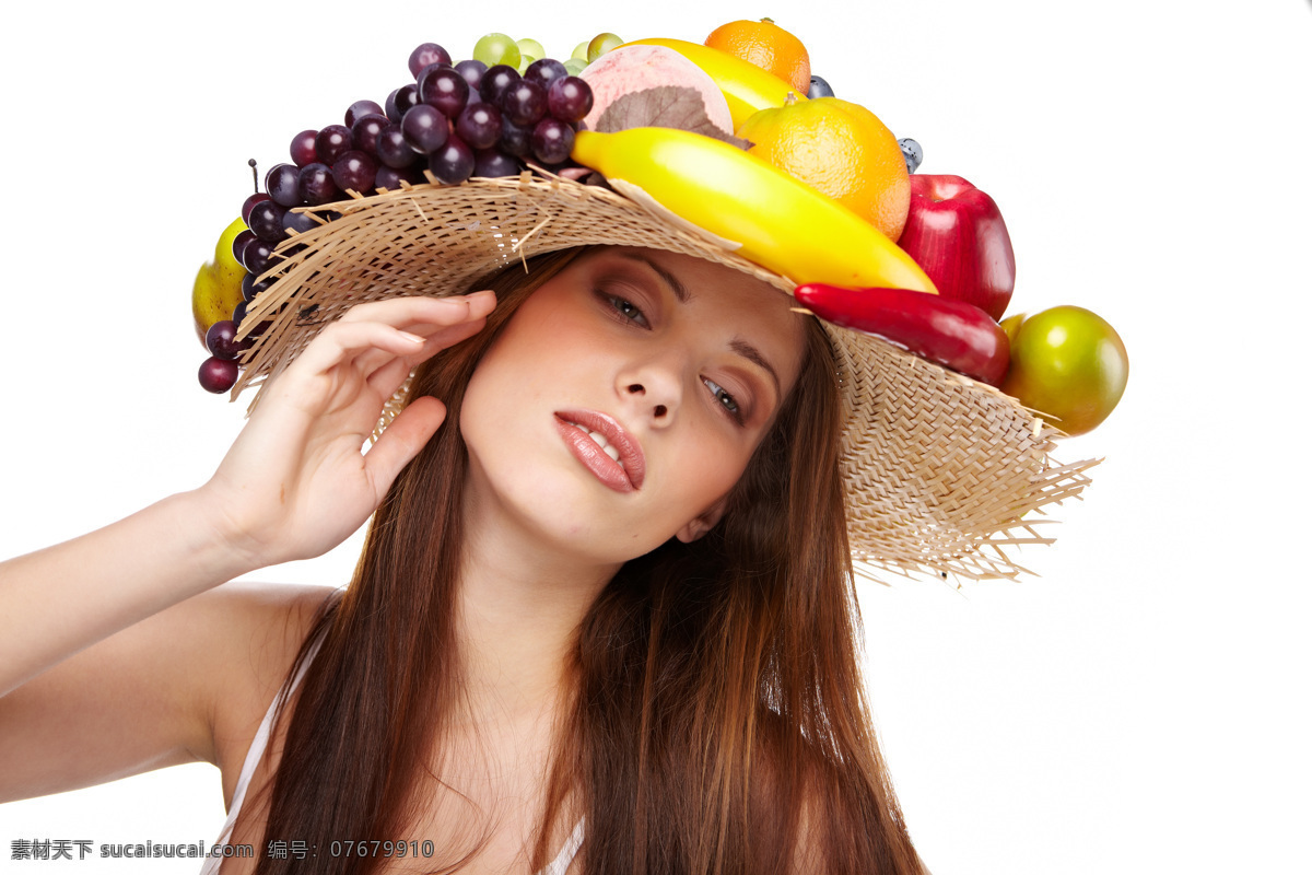 女人 水果 女人与水果 美女 时尚美女 性感美女 模特 葡萄 香蕉 苹果 橙子 帽子 摄影图 高清图片 美女图片 人物图片