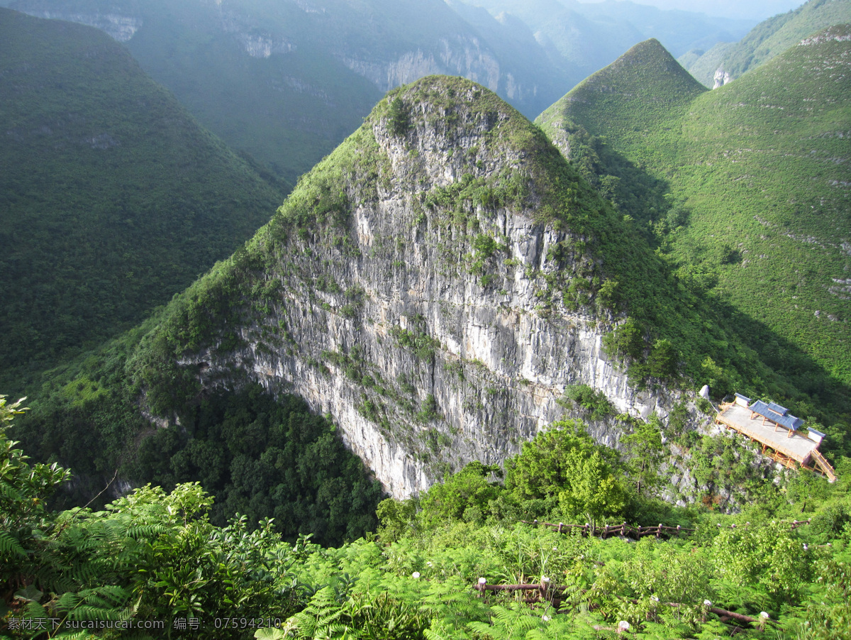 天坑 大石围天坑 乐山天坑群 乐山天坑 百色 广西百色 百色天坑 百色风光 旅游摄影 国内旅游