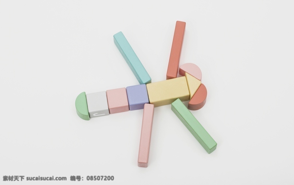 积木蜻蜓图片 积木 蜻蜓 木质积木 搭积木 童年 小朋友 玩具 小孩 彩色