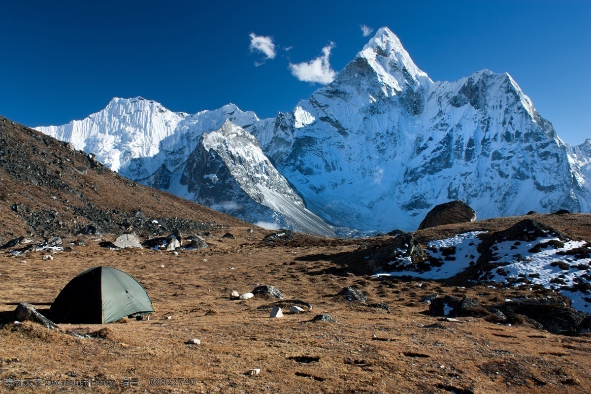 蓝天 下 雪山 山峰 自然风光 仙境 风景 景色 美景 摄影图 旅游 旅游景点 著名景点 风景旅游区 高清图片 山水风景 风景图片