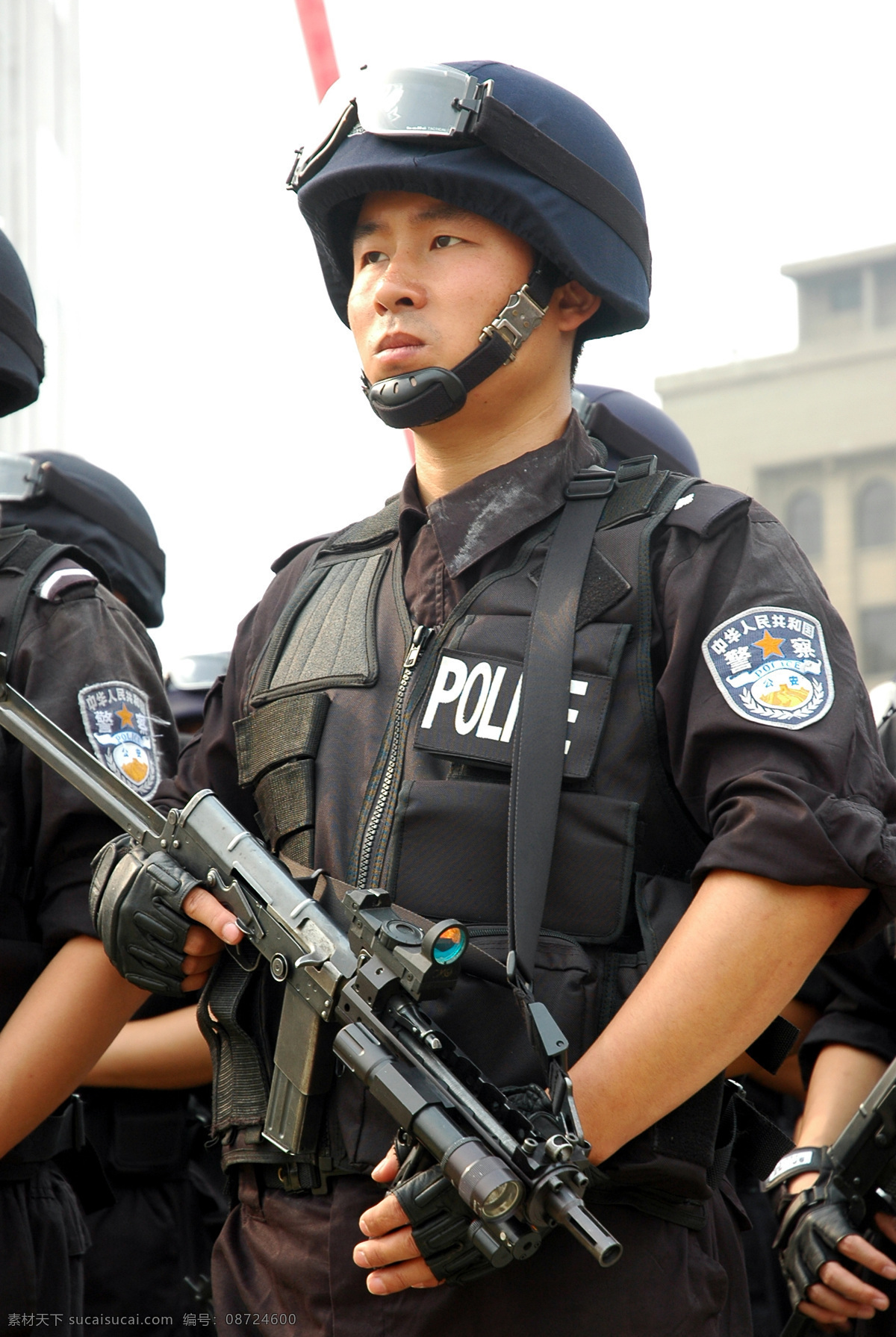 特警 警察 持枪特警 站姿 西安警察 职业人物 人物图库