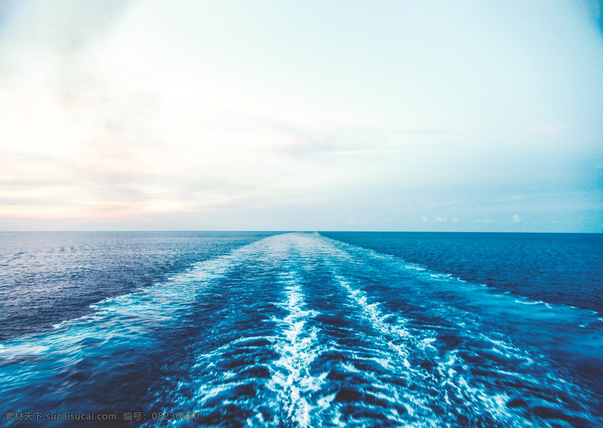 蓝色 波浪 沙滩 俯视 高清图大海 水 景色 浪花 水和海洋 海洋天空山 蓝色调图片 海洋海浪 海洋高山 海浪 海洋 自然景观 自然风景