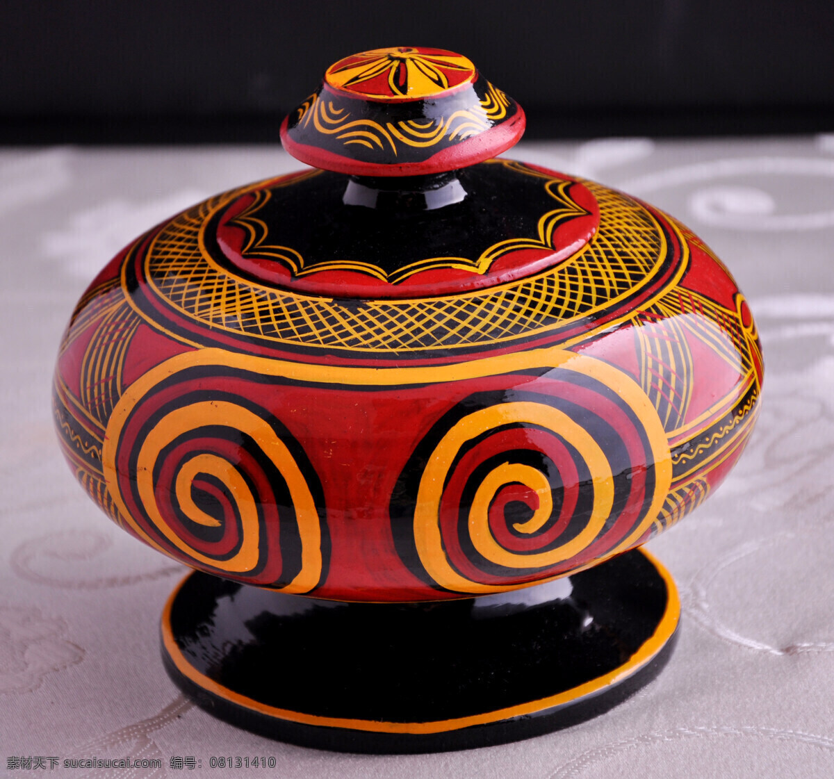 彝族漆器 漆器 器皿 黑色红色搭配 花纹 文化艺术 传统花纹 美术绘画