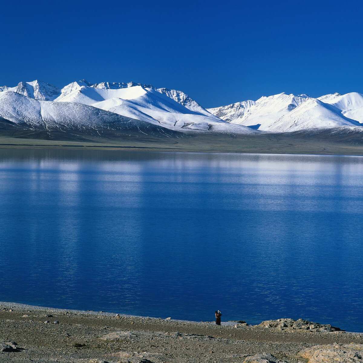 雪山 湖水 蓝天素材 蓝色