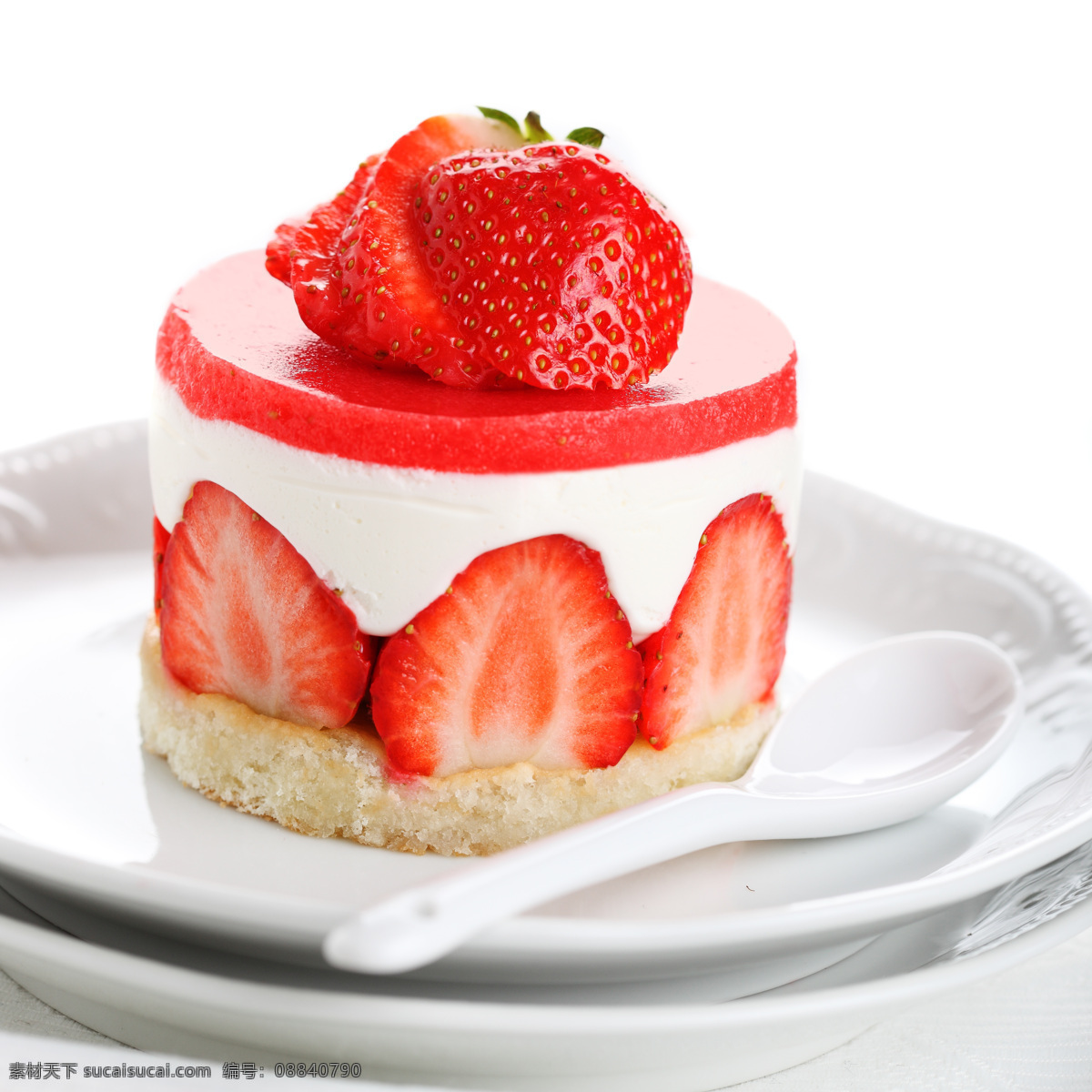 草莓 蛋糕 草莓蛋糕 新鲜草莓 新鲜水果 水果摄影 生日蛋糕图片 餐饮美食