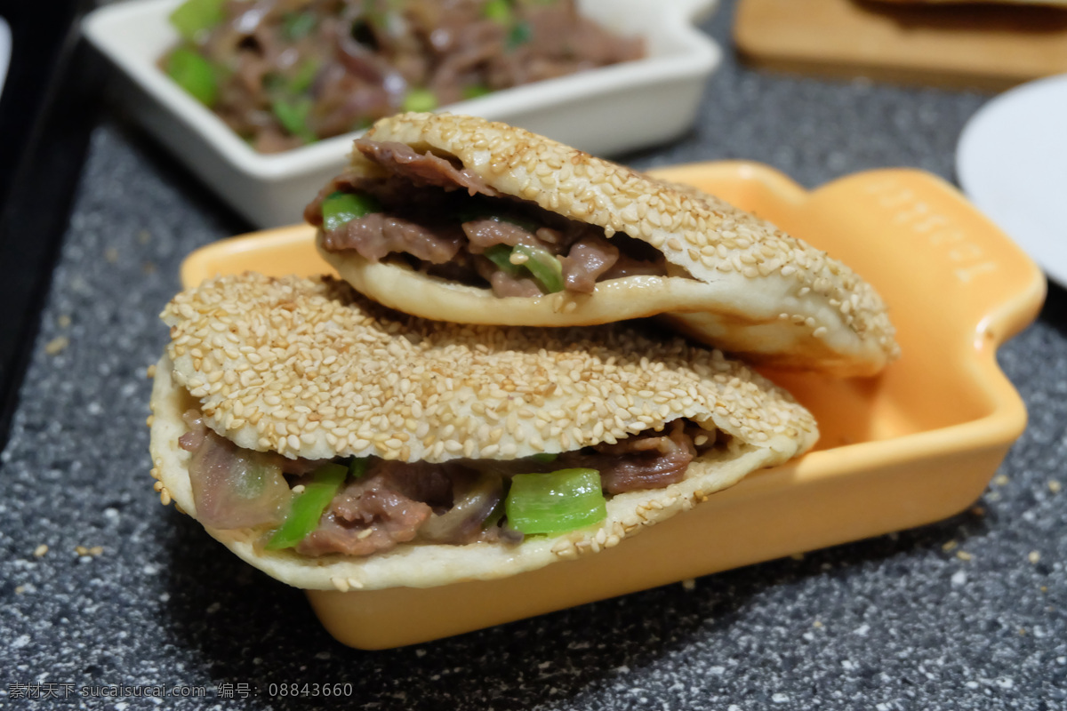 烧饼夹牛肉 美食 餐饮美食 传统美食