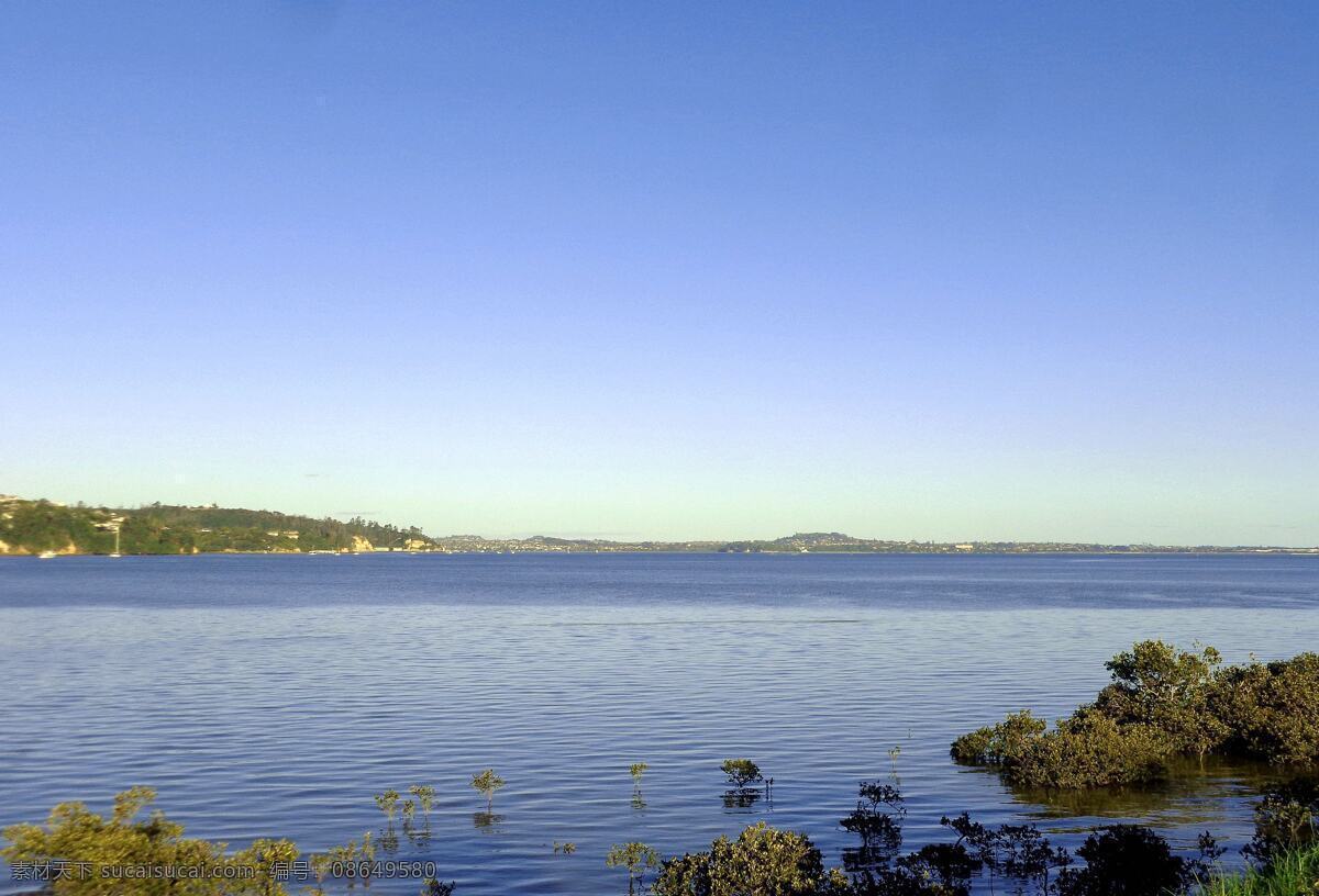 奥克兰 海滨 风景 天空 蓝天 大海 海水 海湾 海岛 绿树 建筑群 别墅 游艇 游船 新西兰 风光 旅游摄影 国外旅游