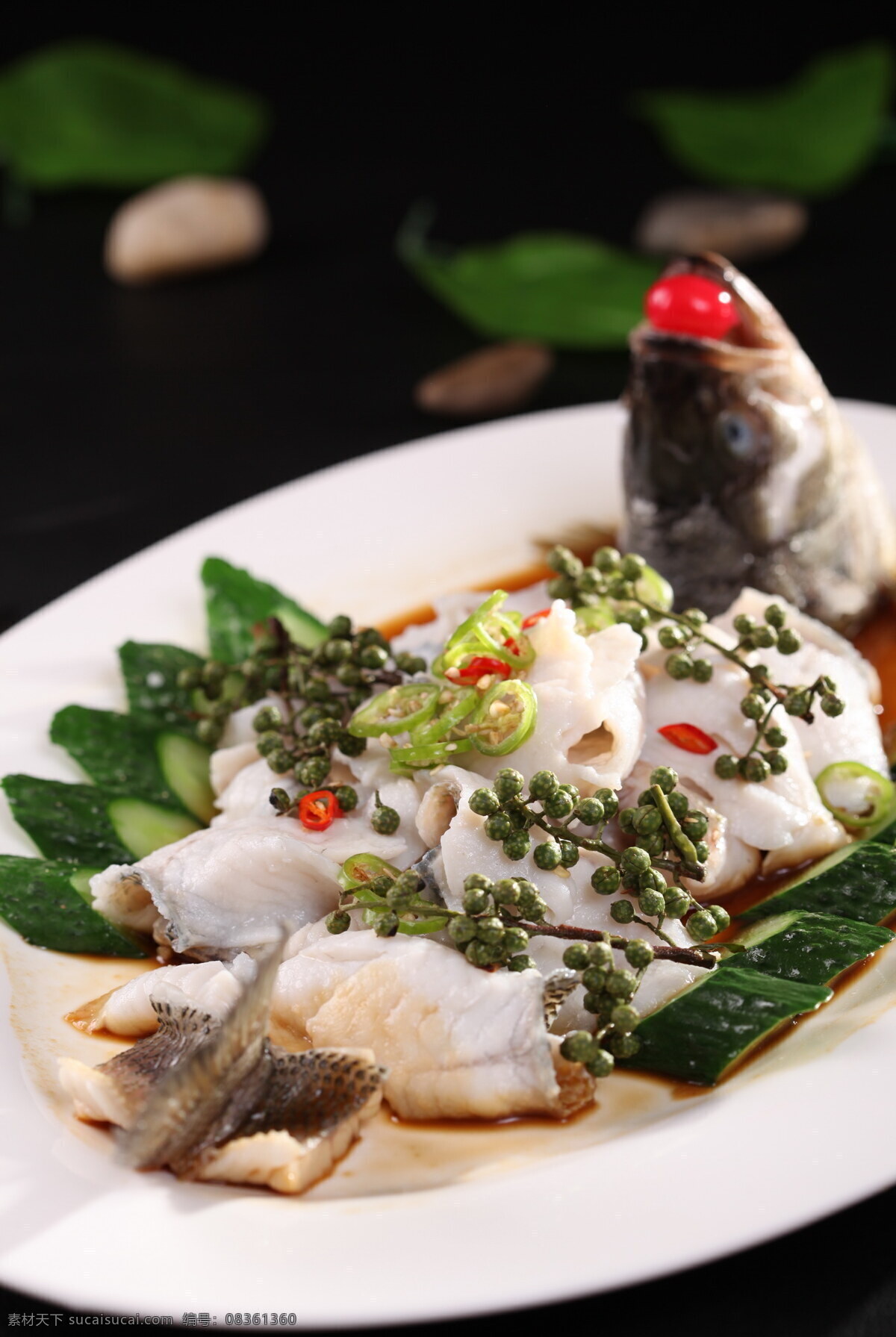 鲜花椒鲈鱼 咸鱼 鲜鱼 凉菜 热菜 开胃菜 美食 传统 中餐 传统美食 餐饮美食