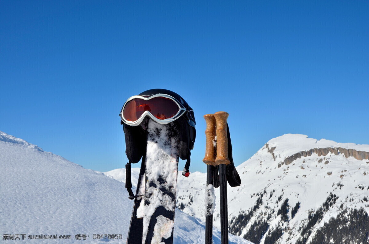 滑雪装备摄影 眼镜 滑板 雪山 雪地 滑雪 体育 运动 体育运动 生活百科 蓝色