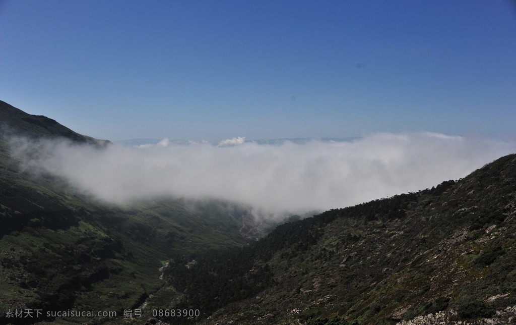俄尔则俄云雾 俄尔则俄风光 俄尔则俄 高山 户外风景 四川 云雾 云海 白云 蓝天 高山云雾 旅游摄影 自然风景
