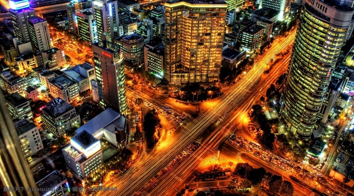 韩国 首尔 城市 中心 俯瞰 道路 车流滚滚 车灯流动 形似火龙 高楼大厦 万家灯火 城市灯光 都市风采 城市景观摄影 旅游摄影 国外旅游