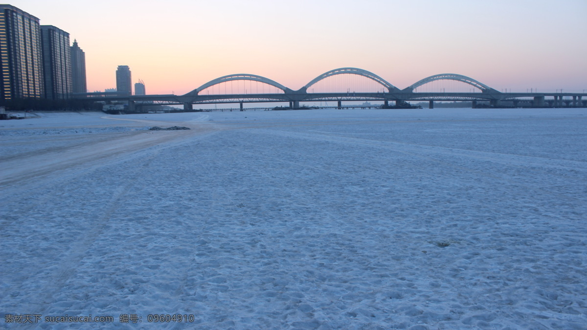 松花江的晚霞 松花江 铁路桥 冰雪 白色 远景 旅游 随拍 美丽 自然景观 山水风景