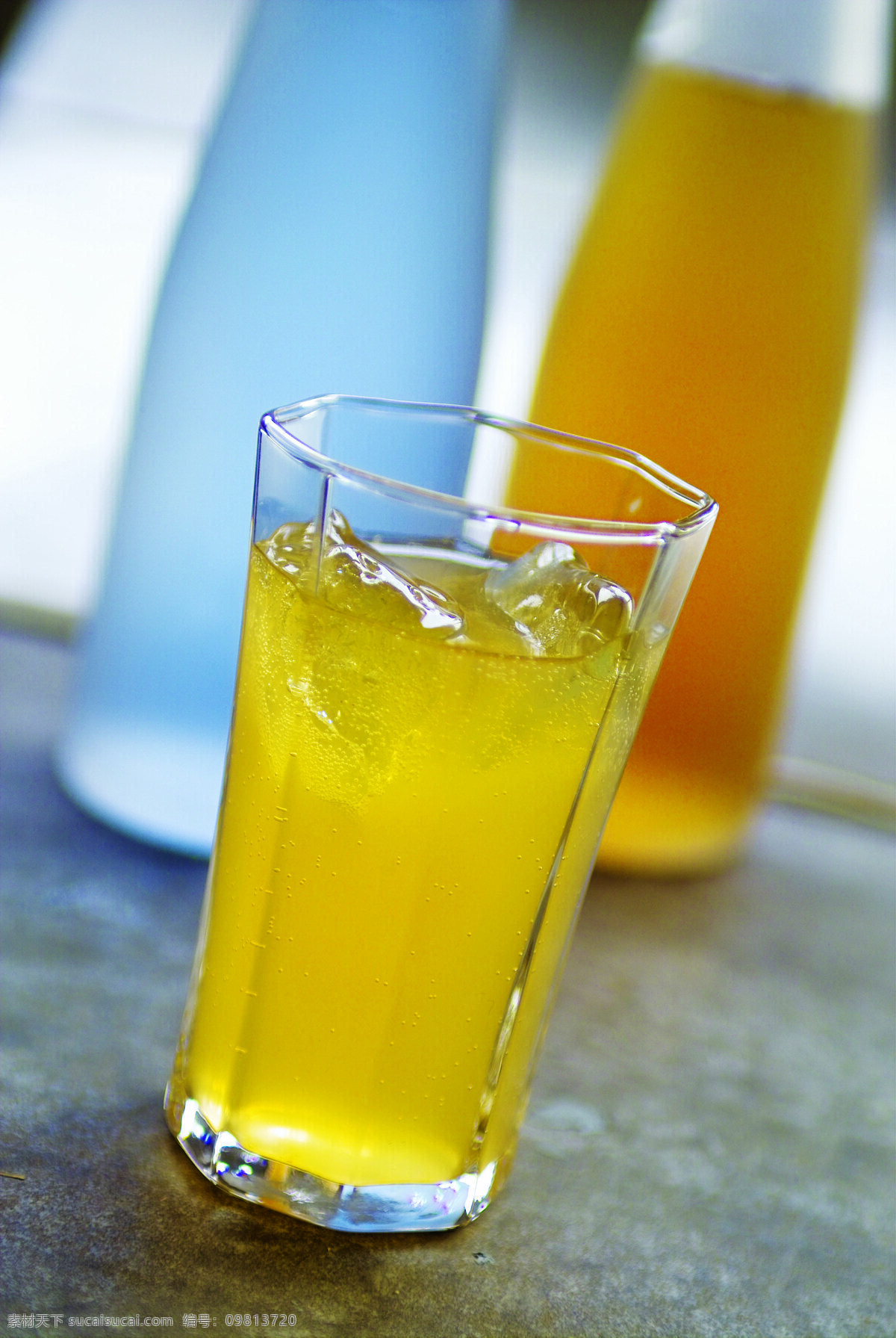 全球 首席 大百科 杯子 玻璃杯 调酒 果酒 酒 酒杯 品尝 品酒 话酒 风景 生活 旅游餐饮