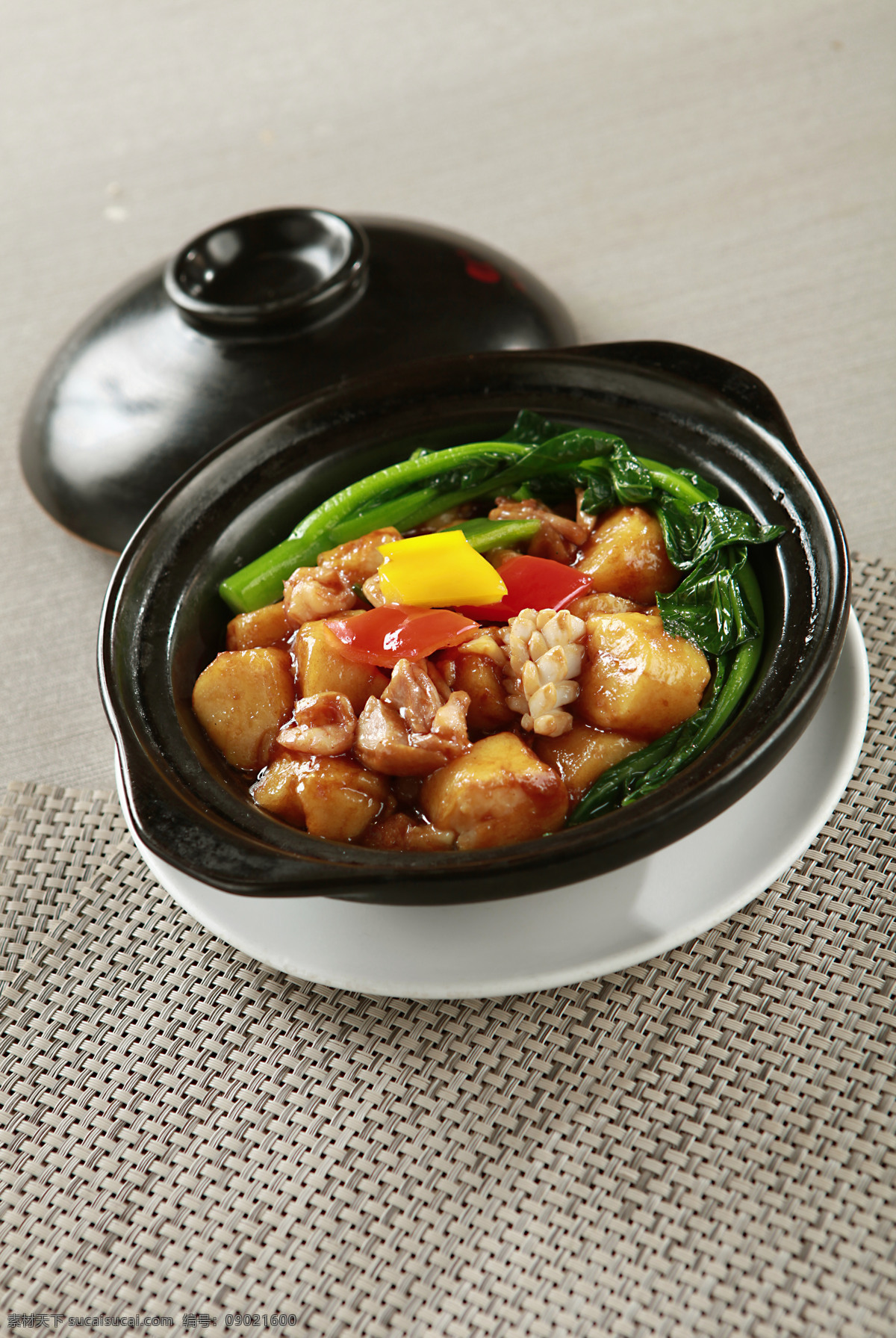 海鲜豆腐煲 海鲜豆腐 砂锅海鲜豆腐 砂锅海鲜 砂锅 砂煲 煲仔菜 热菜冷菜 餐饮美食 传统美食