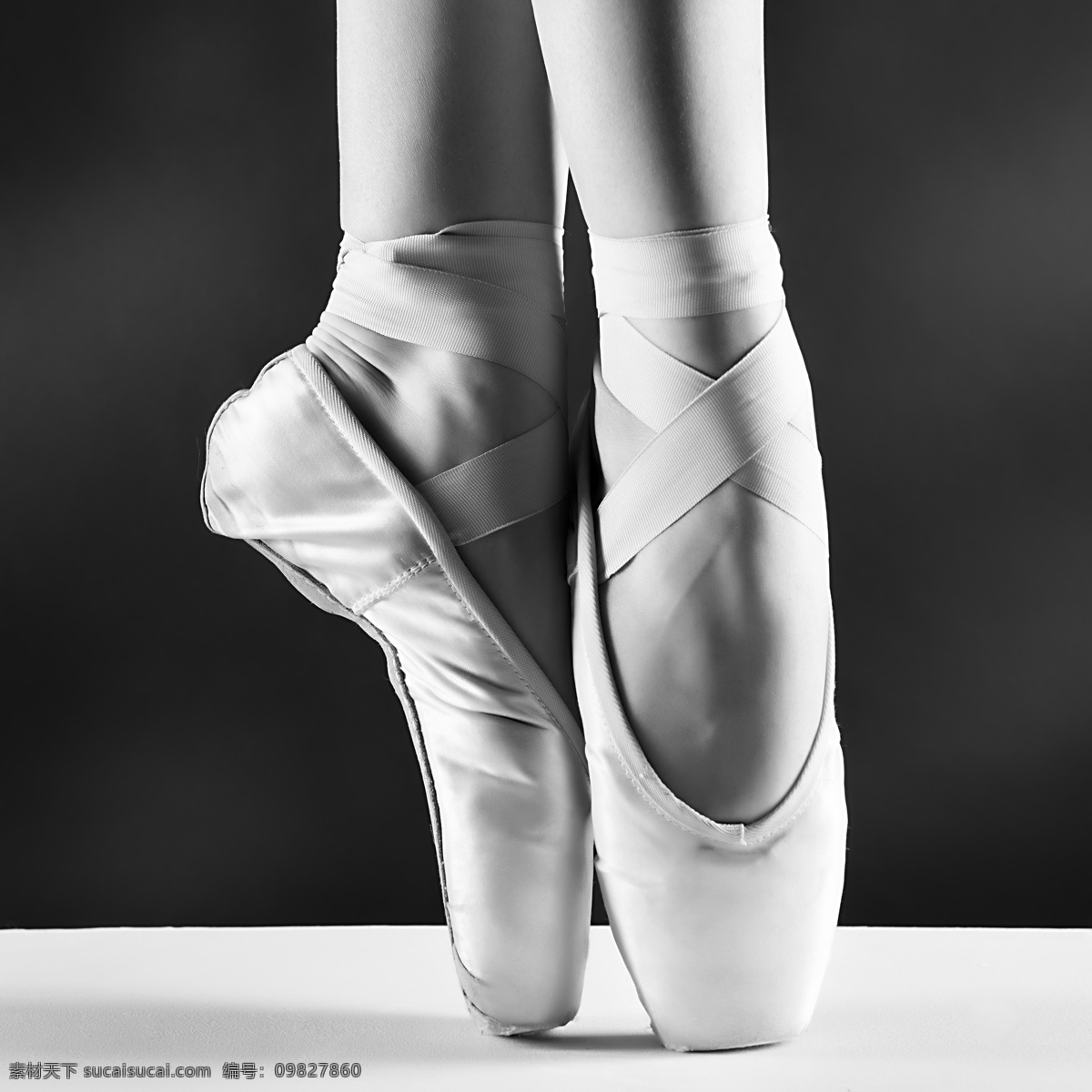芭蕾舞 芭蕾舞踮脚尖 踮脚尖 芭蕾舞鞋 芭蕾舞鞋子 芭蕾舞特写 芭蕾舞基本功 芭蕾舞动作 优雅的芭蕾舞 芭蕾舞脚步 芭蕾舞脚部 文化艺术 舞蹈音乐