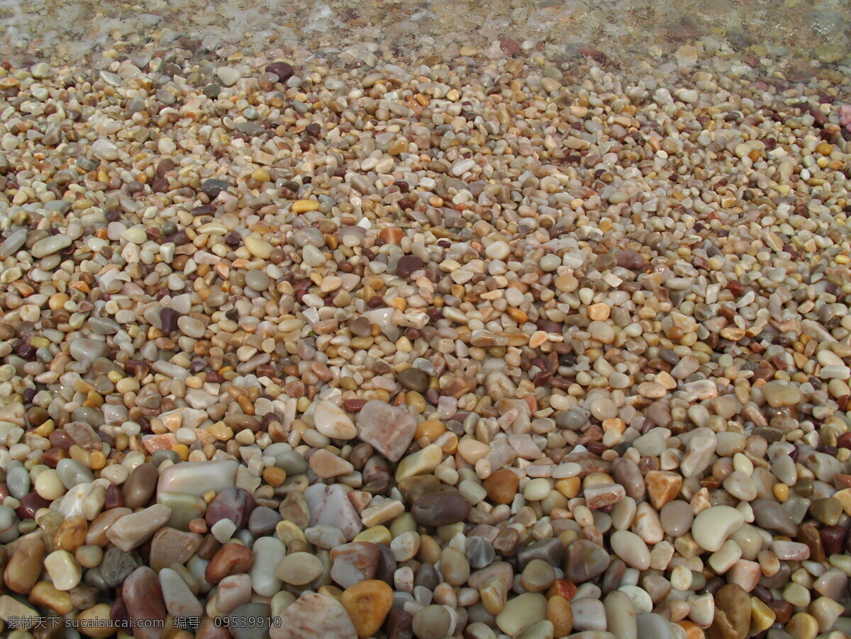 鹅卵石 海边 沙滩 阳光静好 石子 自然景观