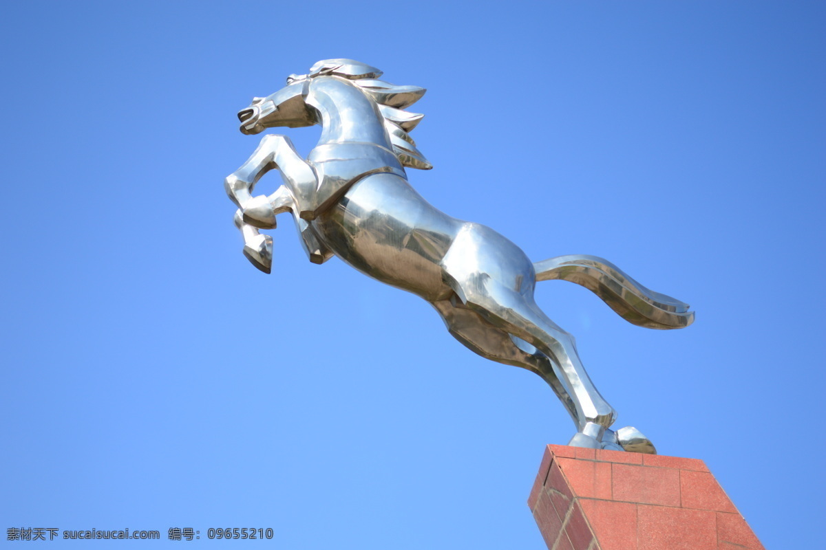 奔跑的马 雕塑 马 奔马 腾空 马的雕塑 未来 蓝天 建筑园林