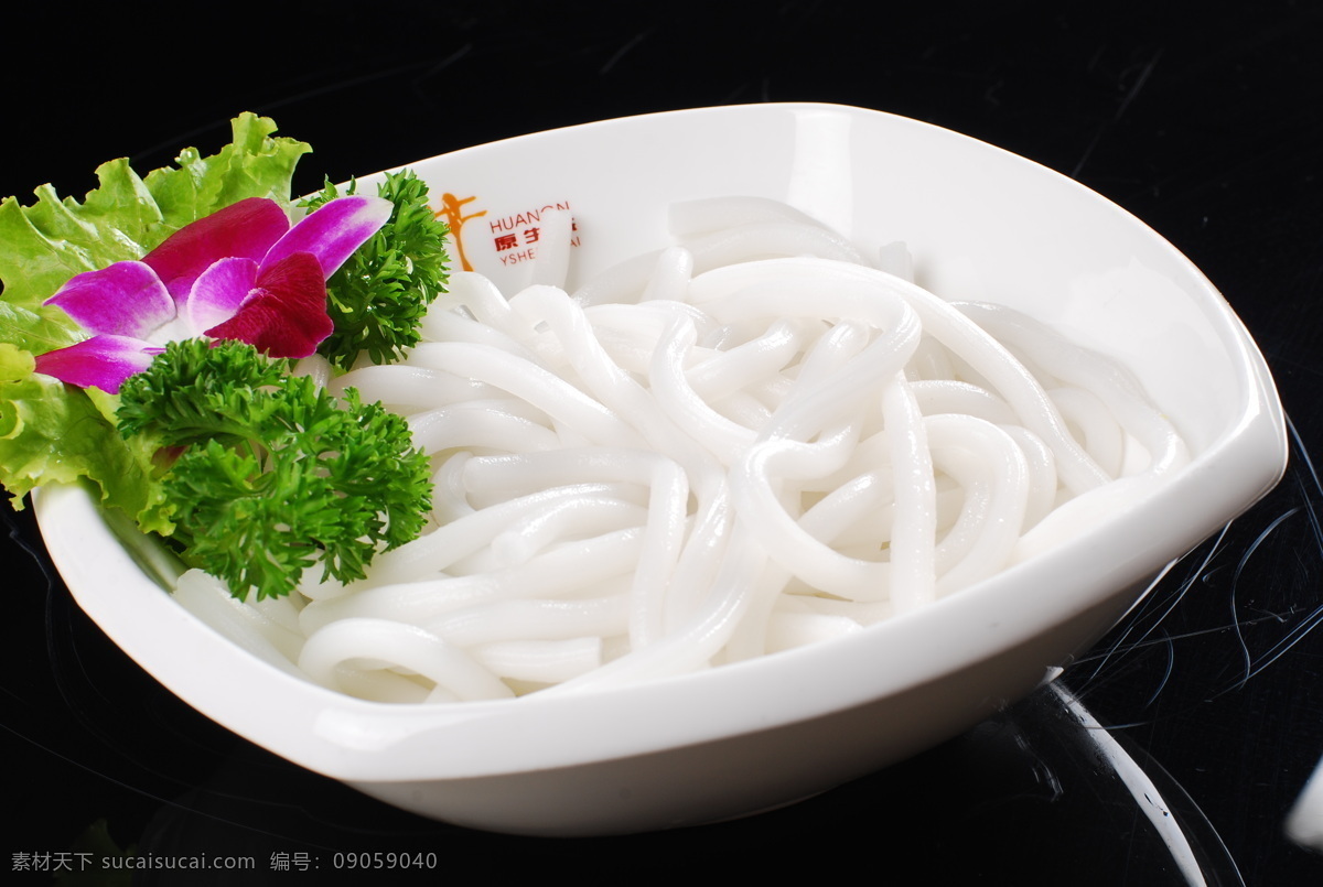 涮土豆粉 火锅 涮菜 涮锅 水晶粉 火锅配菜 土豆粉条 火锅涮品 火锅底料 火锅菜品 四川火锅 火锅菜 餐饮美食 传统美食