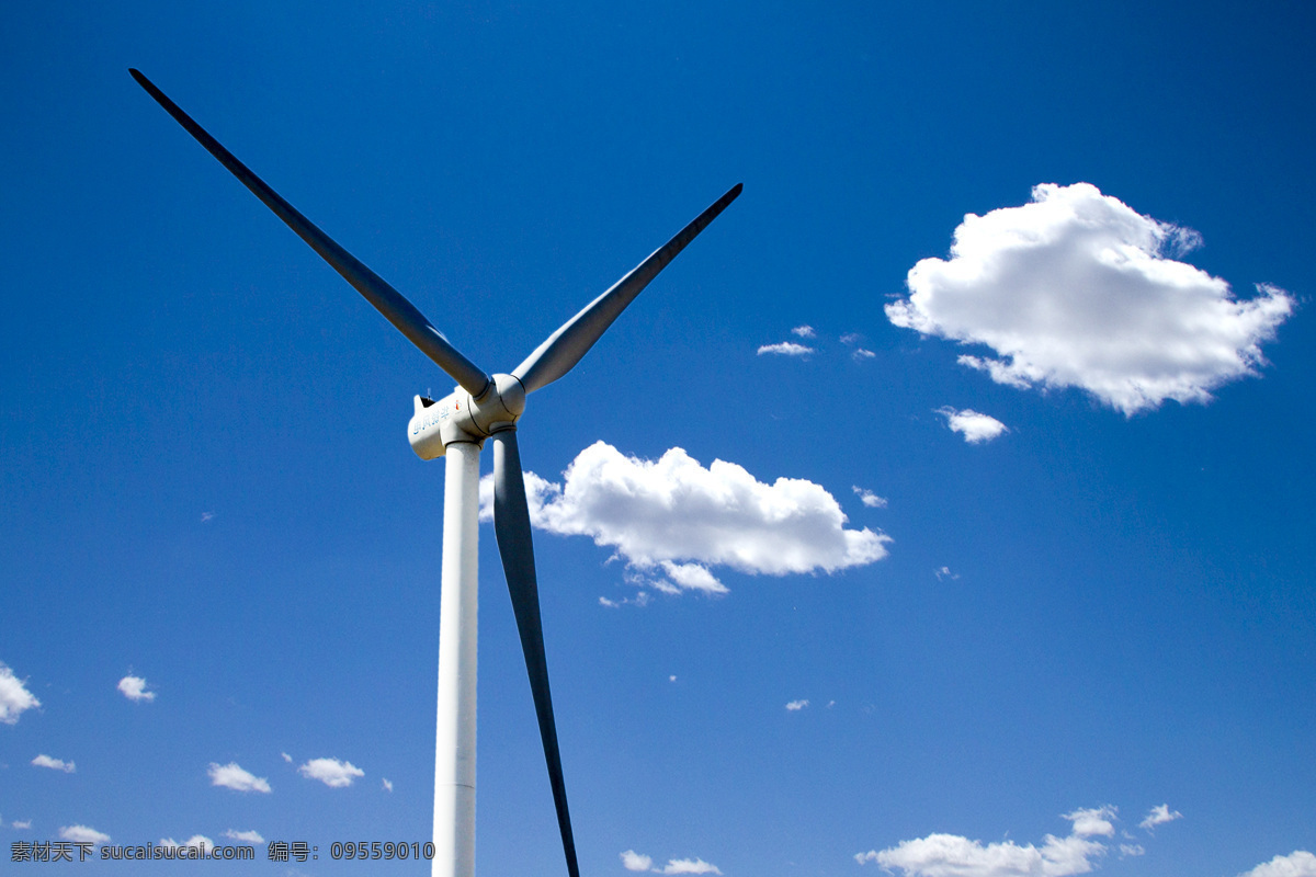 风车 蓝天 白云 工业生产 风力电站 节能环保 风力发电厂 蓝天白云 现代科技