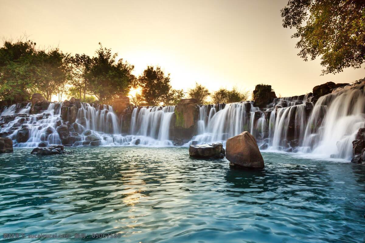 傍晚的小瀑布 傍晚 小瀑布 专业 旅游 自然景观 自然风景