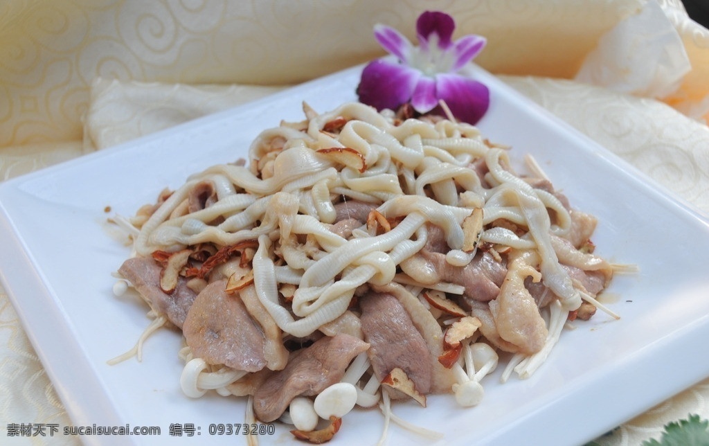 鲜沙虫蒸鹅片 鲜 沙虫 蒸 鹅片 家常 美食 美味 传统美食 餐饮美食