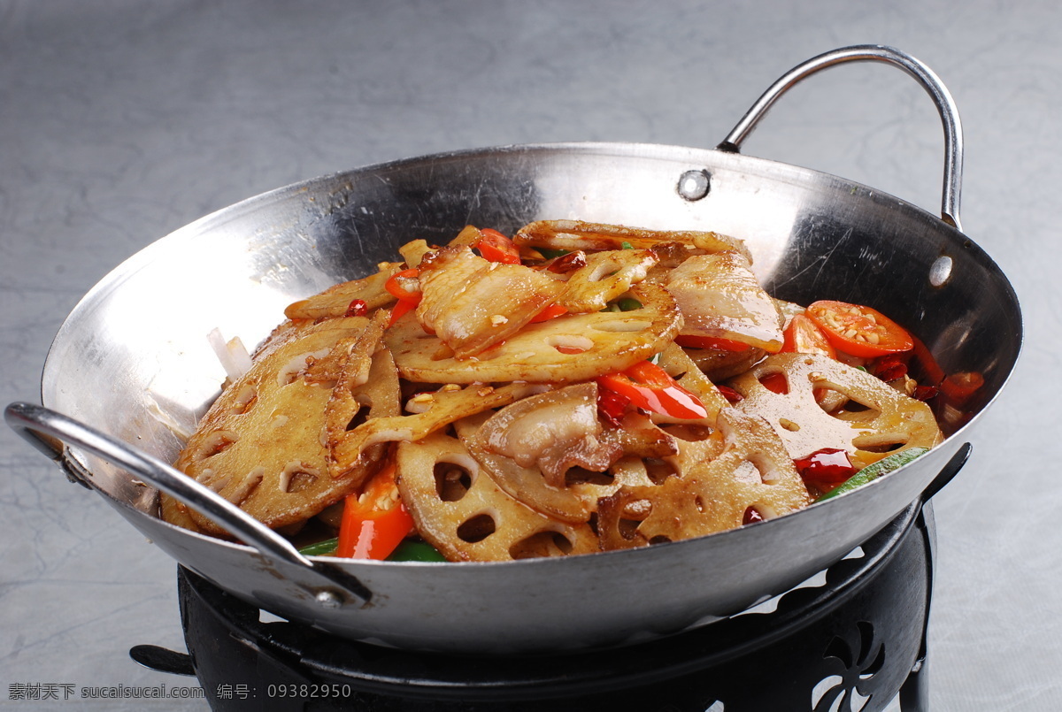 干锅五花肉 干锅排骨 排骨 干煸排骨 炒排骨 火爆排骨 干锅娃娃菜 干锅花菜 娃娃菜 小白菜 鲜香 川菜 下饭菜 菜花烧肉 干锅茶树菇 干锅 茶树菇 腊肉 干锅鸡 美食 餐饮美食 传统美食
