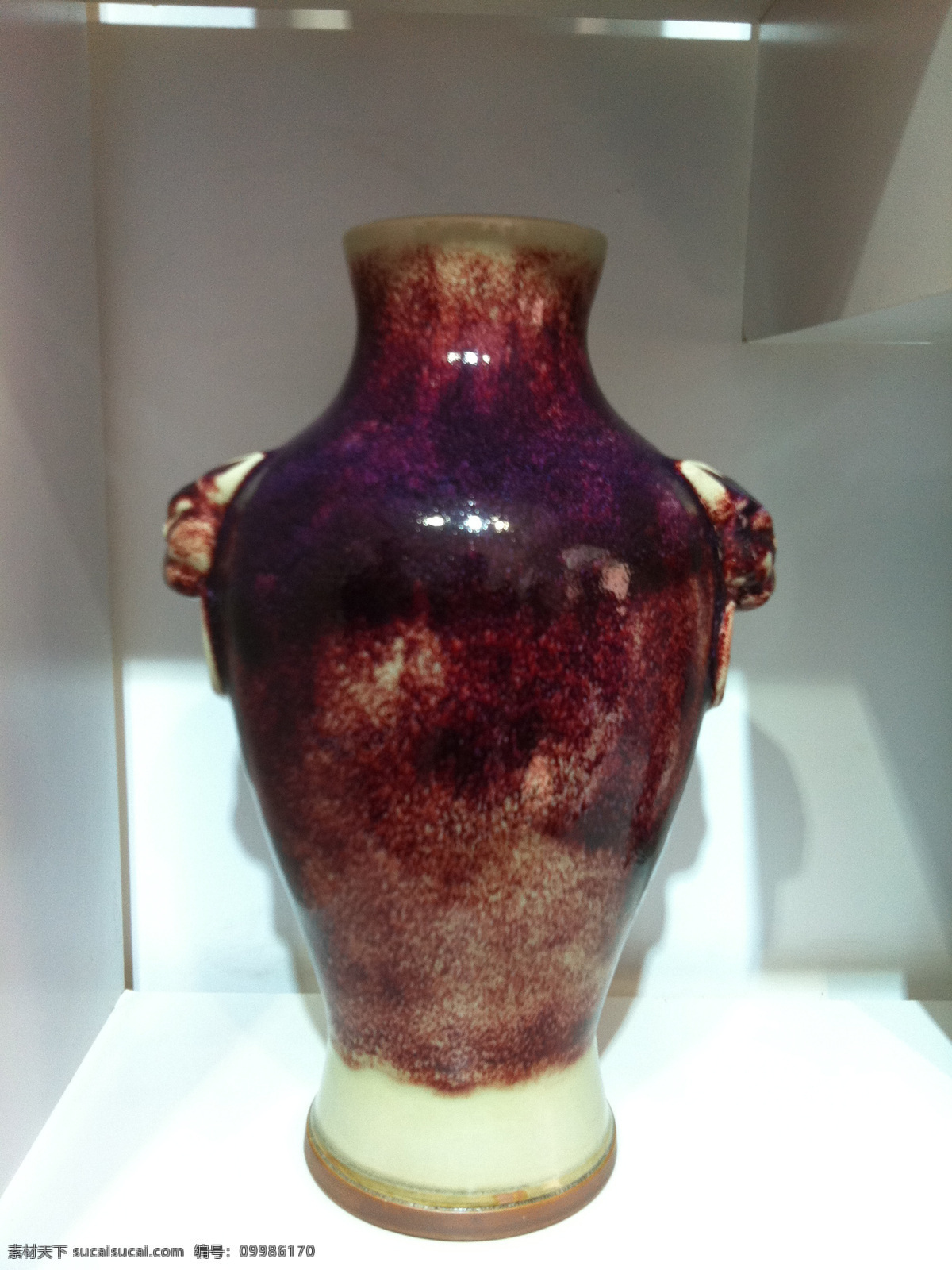 钧瓷花瓶 钧瓷 瓷器 陶瓷 瓷瓶 瓷器宣传画 瓷器图片 文化艺术 器物 传统文化