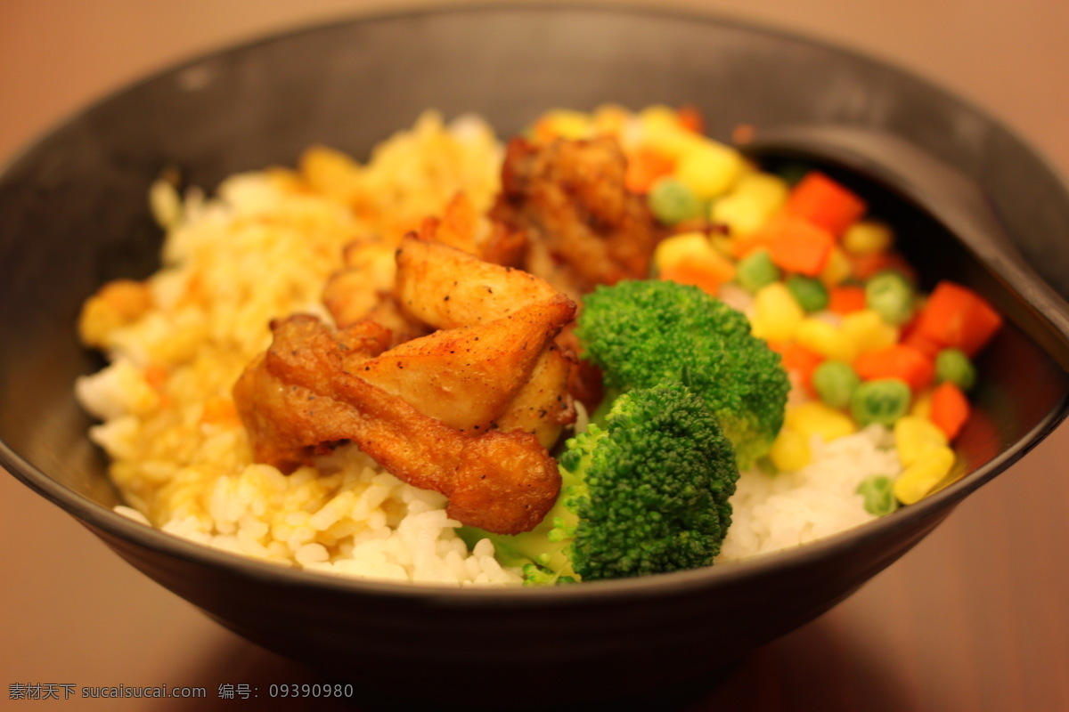 咖喱鸡排饭 咖喱饭 鸡排饭 一碗鸡排饭 饭 美食摄影 餐饮美食 传统美食