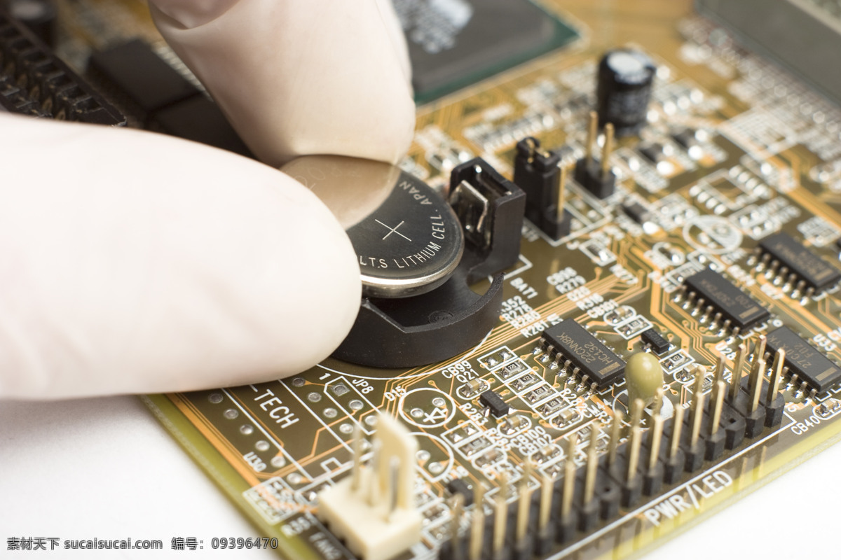 硬件 主板 电路板 pcb 电子线路板 工业科技 电子元件 电子元器件 微距 近景 特写 纽扣电池 现代科技 工业生产
