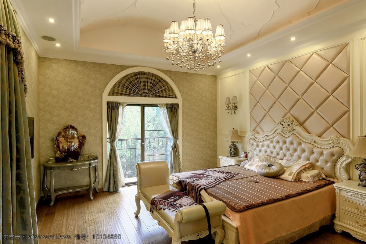 现代 时尚 卧室 皮质 背景 墙 室内装修 效果图 卧室装修 木地板 金色柜子 金色吊灯