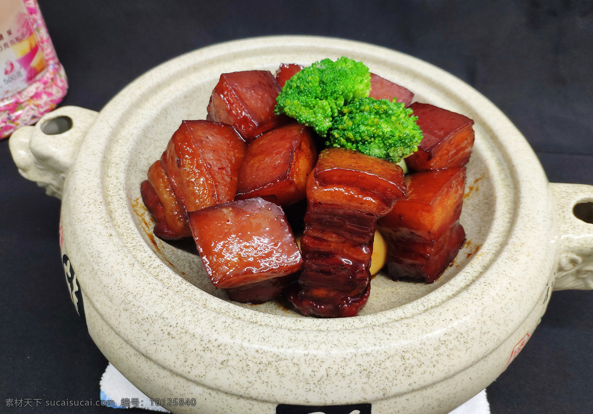 本帮红烧肉 红烧肉 肉菜 荤菜 五花肉 餐饮美食 传统美食